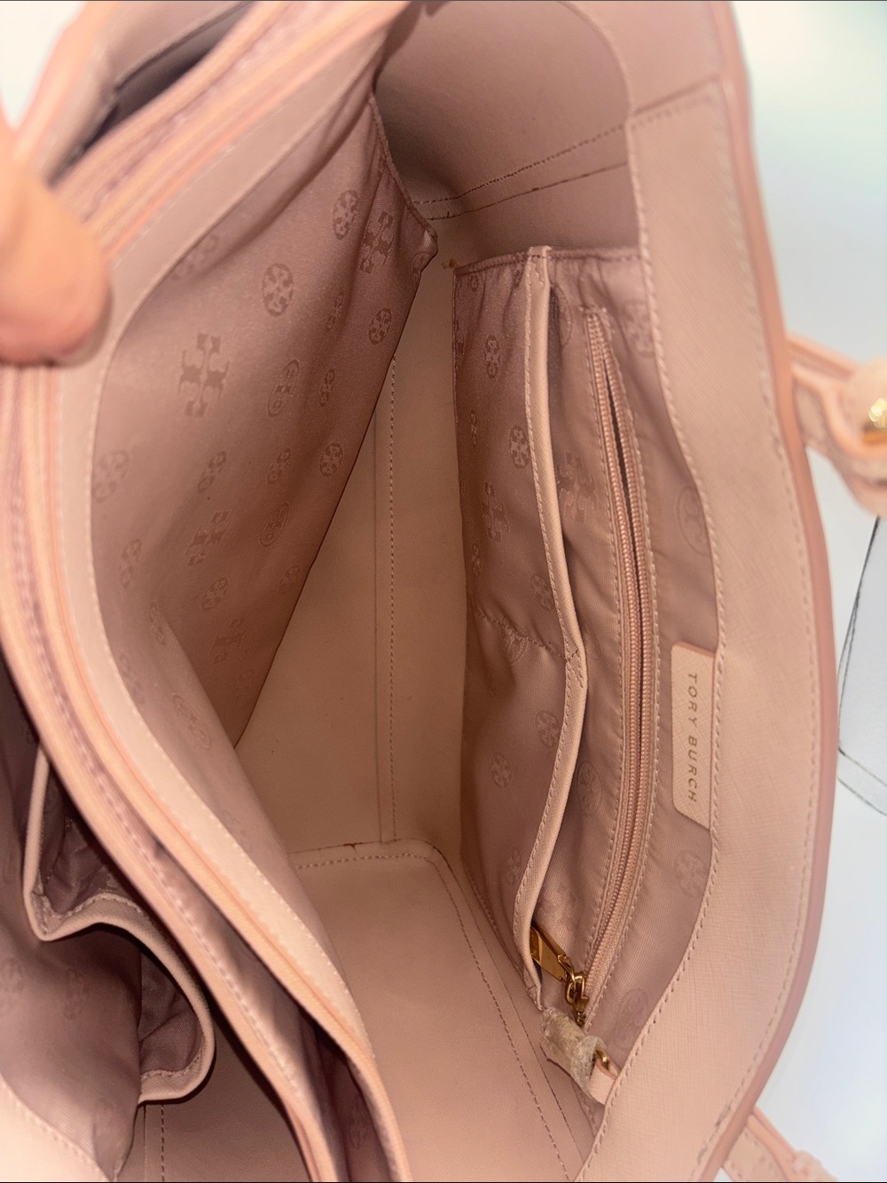 Tory Burch Blush Saffiano Leather Tote with Gold Hardware - Picture 5 of 12